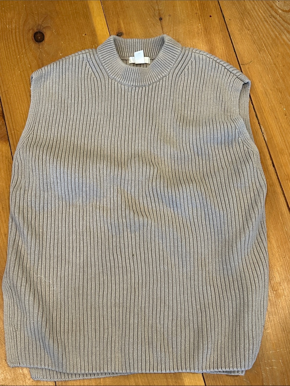 H&M Women's Ribbed Sleeveless V-Neck Sweater Vest - Taupe